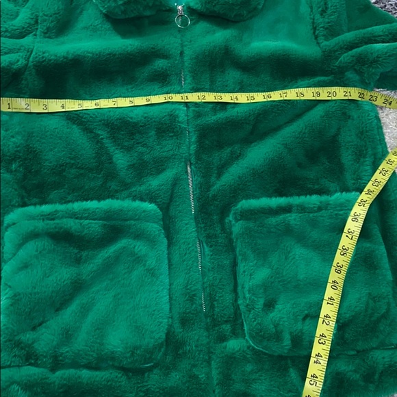 Warm green teddy coat nwot - Picture 2 of 9